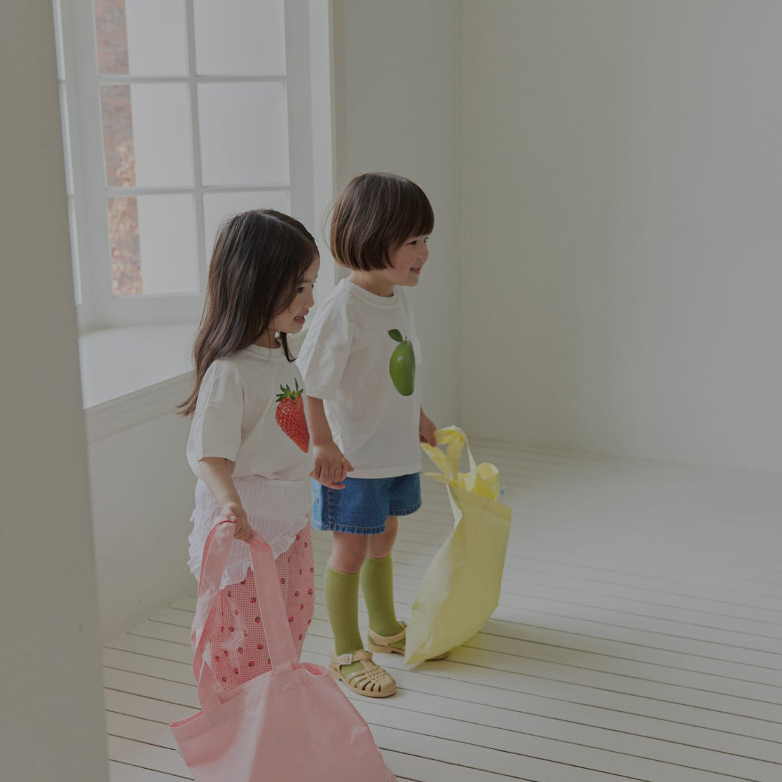 Toddler Land SS26 Strawberry Gingham Jogger Pants (1-6y) - Red - AT NOON STORE