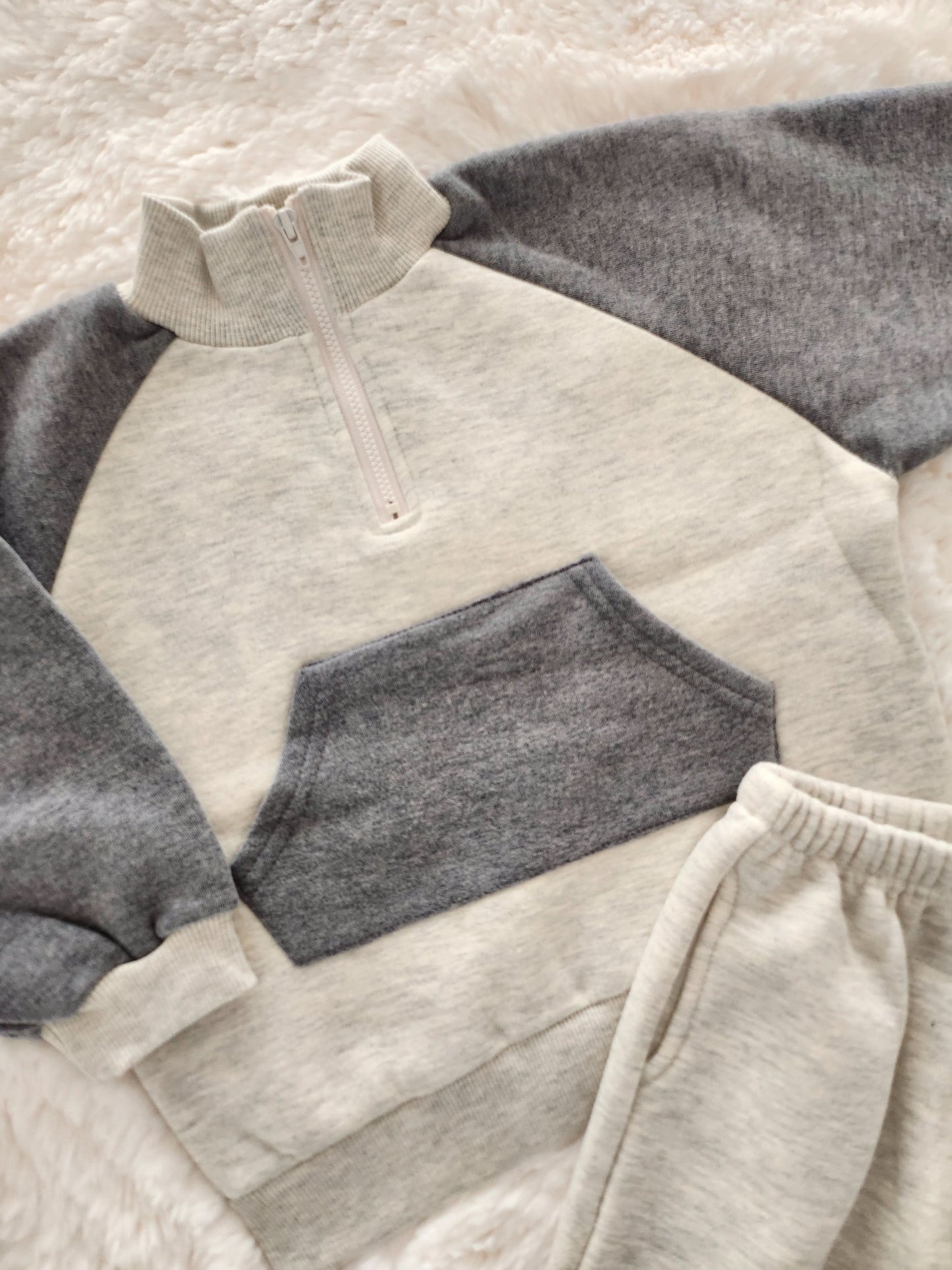 Kids 1/4-Zip Kangaroo Pocket Pullover and Jogger Pants Set (1-6y)  - Grey - AT NOON STORE