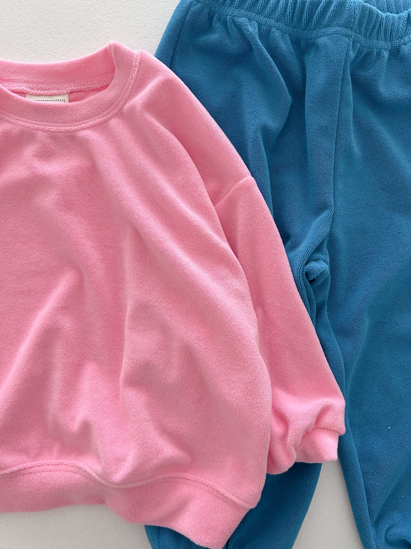 Kids Soy F26 Terry Cloth Long Sleeve Sweatshirt and Jogger Pants Set (1-7y) - Pink/Blue
