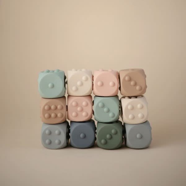 Mushie Dice Press Toy 2-Pack (Dried Thyme/Natural) - AT NOON STORE