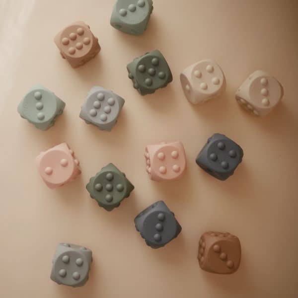 Mushie Dice Press Toy 2-Pack (Dried Thyme/Natural) - AT NOON STORE