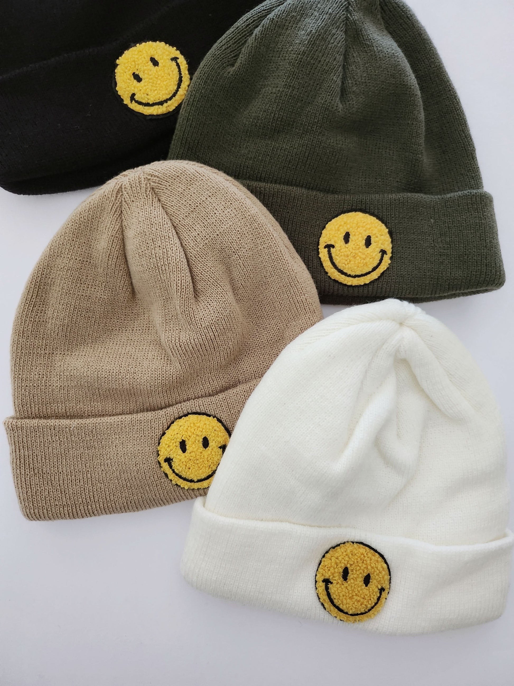 Kids Smiley Face Embroidery Patch Beanie (3-7y) - 4Colors - AT NOON STORE