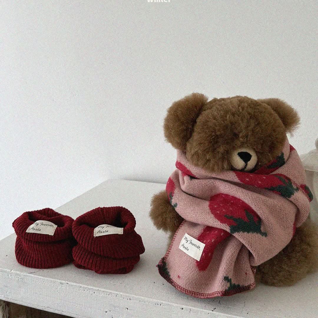 Toddler Strawberry Knitted Scarf - AT NOON STORE