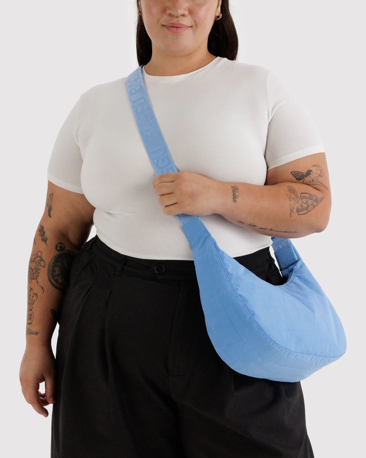 BAGGU Medium Nylon Crescent Bag - Piscine kids outfit
