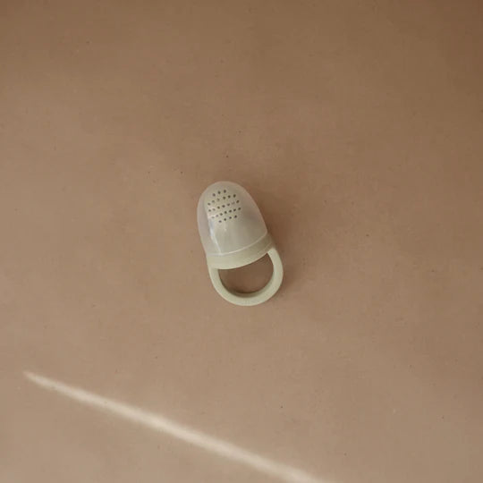 Mushie Silicone Fresh Food Feeder 2-Pack - Sage - AT NOON STORE