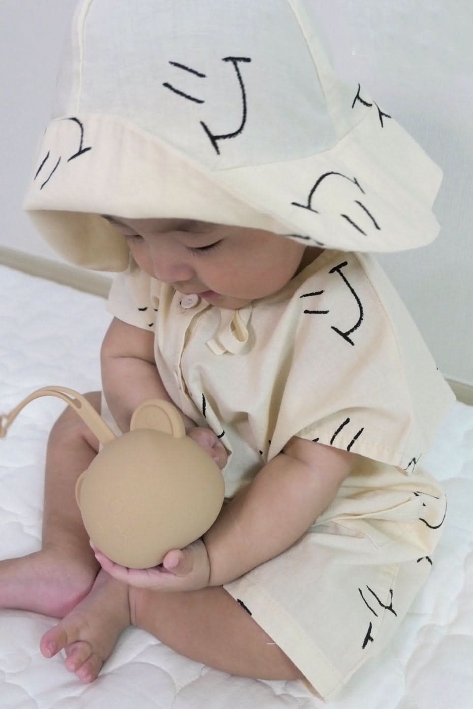 Baby Smile Sleeveless Jumpsuit and Bucket Hat Set (13-36m) - AT NOON STORE