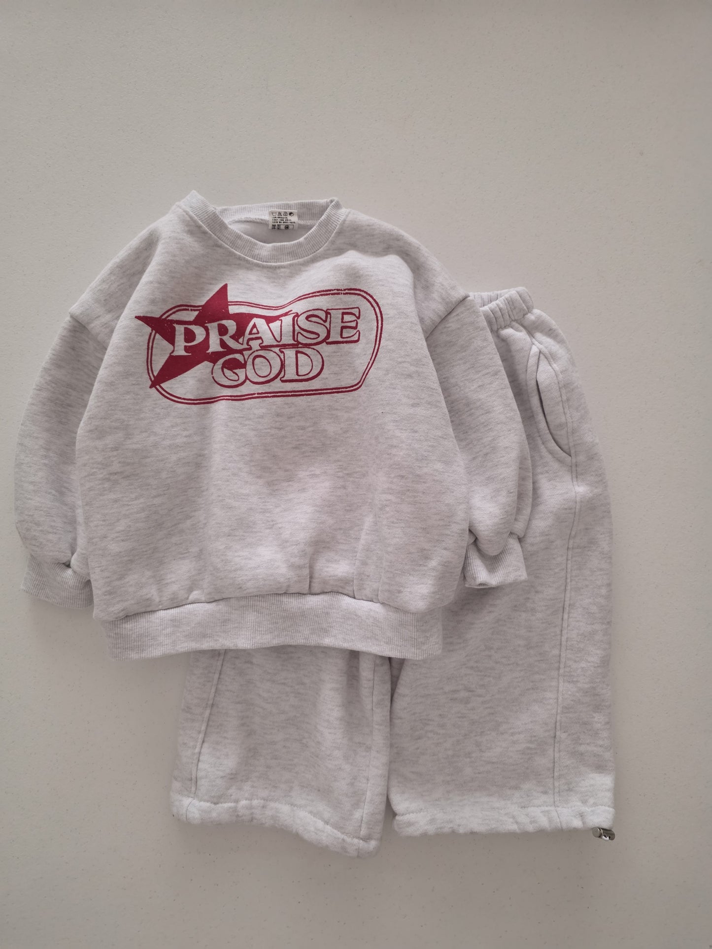 Kids Brushed Cotton PRAISE GOD Long Sleeve Sweatshirt (2-10y) - 2 Colors