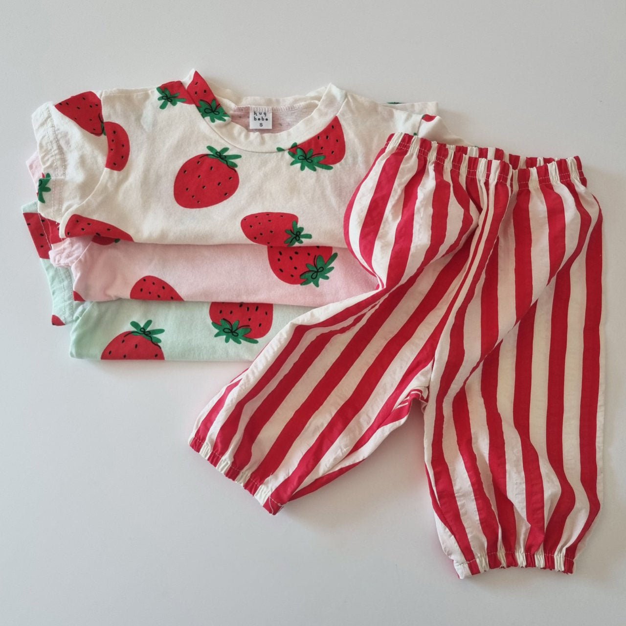 Toddler Big Strawberry Short Sleeve Top (1 - 6y) - 3 Colors kids outfit