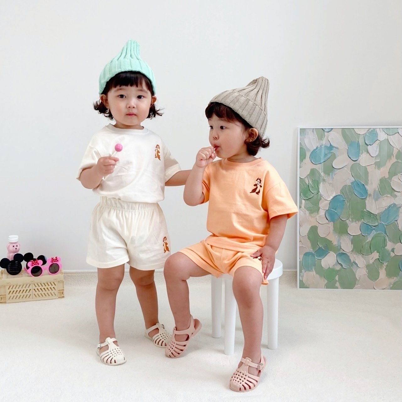 Toddler Disney Friends Left Chest Print T-Shirt and Shorts Set (2 - 6y) - 7 Colors kids outfit