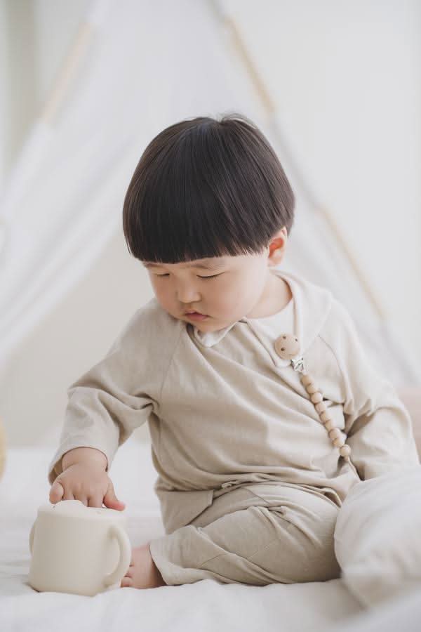 Mushie Snack Cup (Shifting Sand) - AT NOON STORE