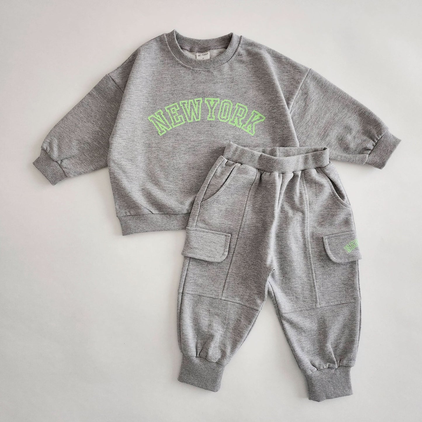 Kids New York Sweatshirt & Cargo Jogger Pants Set (1-5yrs) - 2 Colors - AT NOON STORE