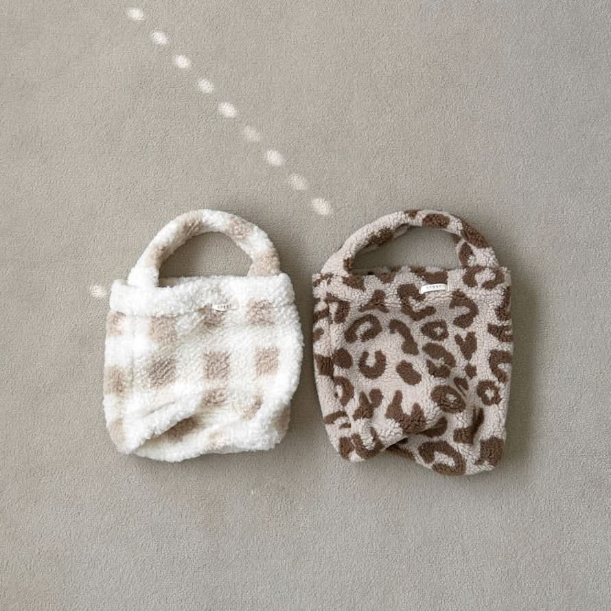 MAMA Small Sherpa Tote Bag - 2 Colors - AT NOON STORE