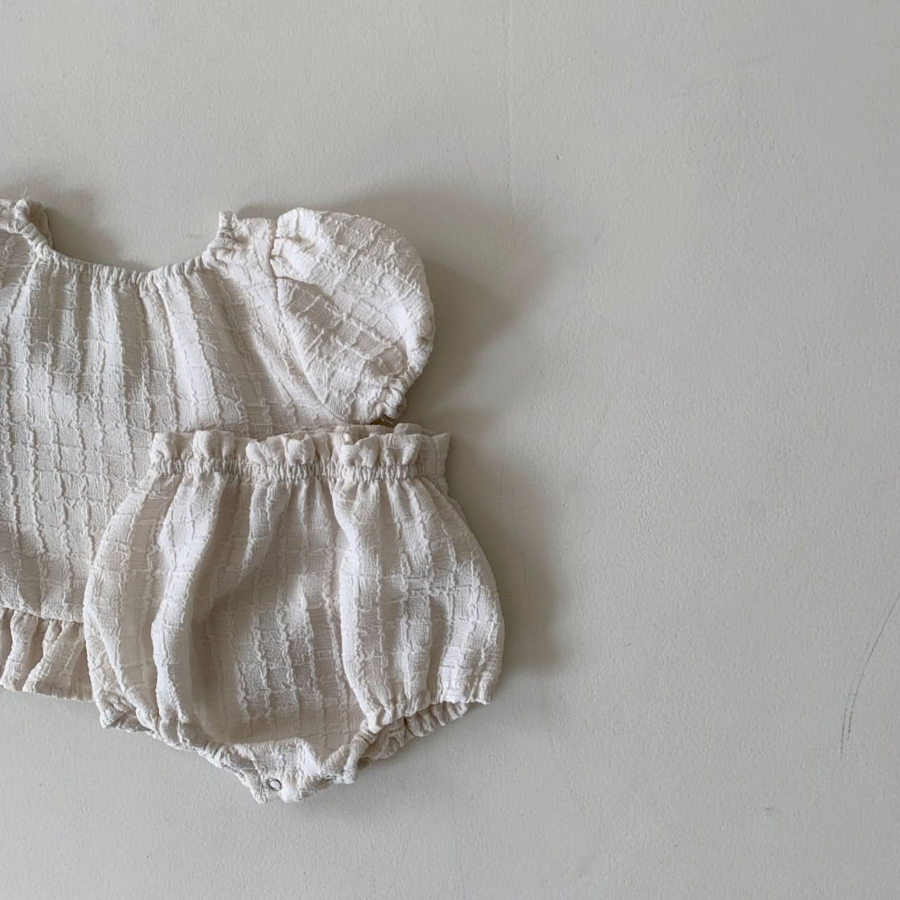 Baby BH Lace Detail Textured Puff Sleeve Top and Bloomer Shorts Set (3-18m) - 2 Colors - AT NOON STORE