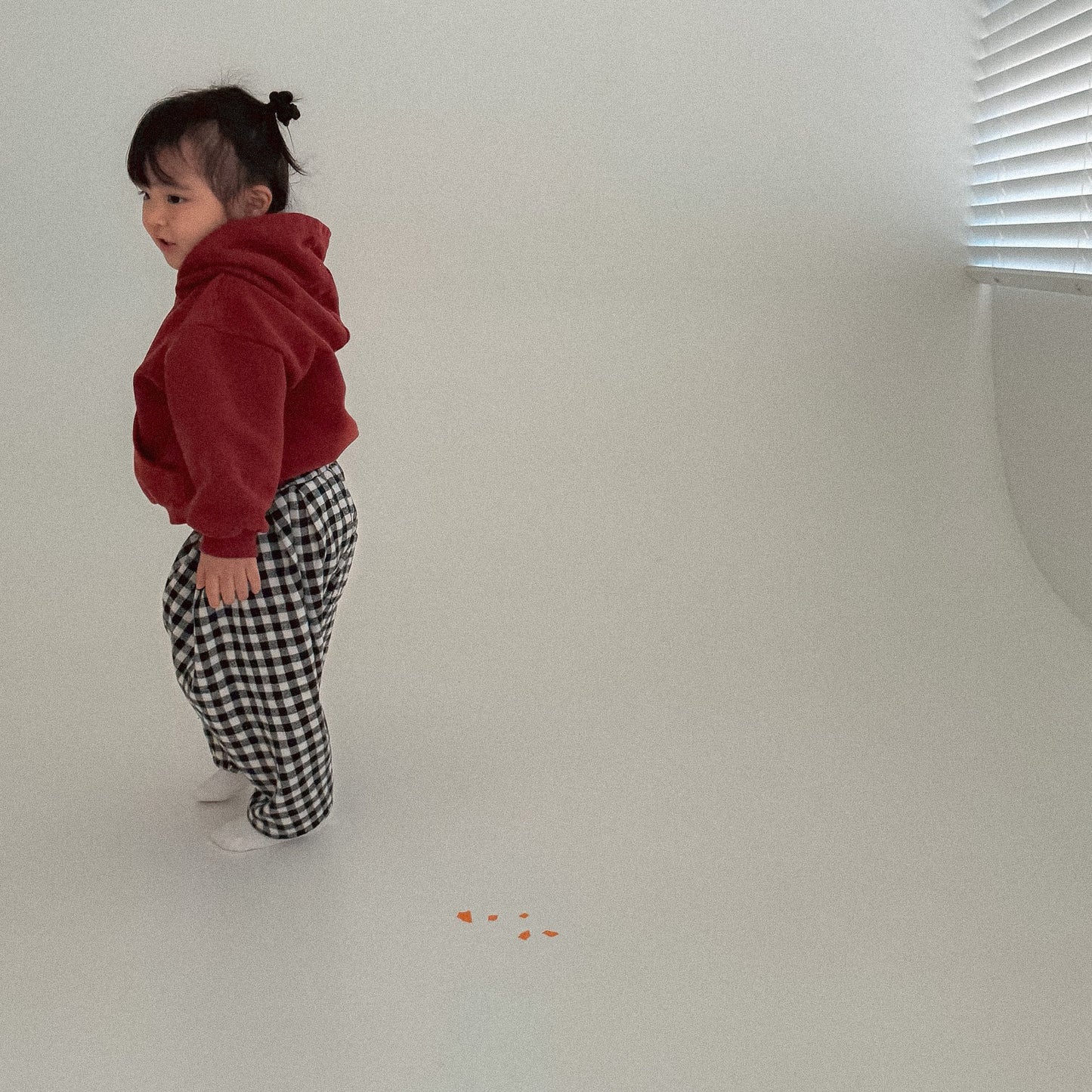 Baby Bella W25 Warm Soft Kangaroo Pocket Hoodie (6m-3y) - 2 Colors