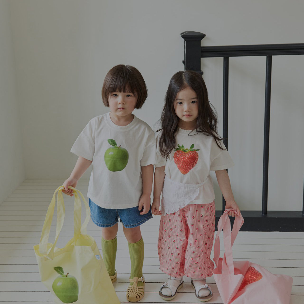 Toddler Land SS26 Strawberry Gingham Jogger Pants (1-6y) -  Red - AT NOON STORE