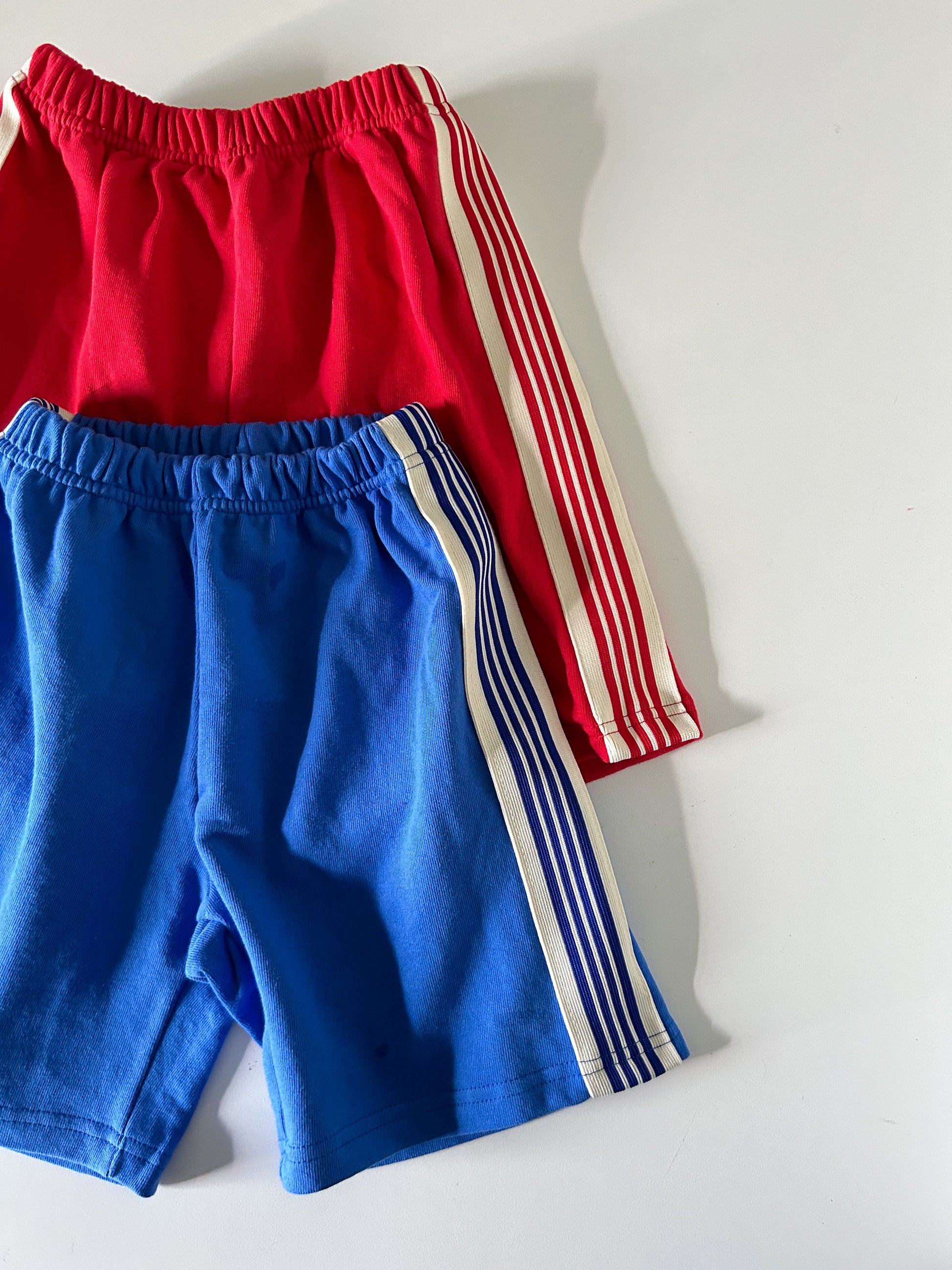 Kids SS25 Side Line Track Shorts (3-7y) - 2 Colors - AT NOON STORE