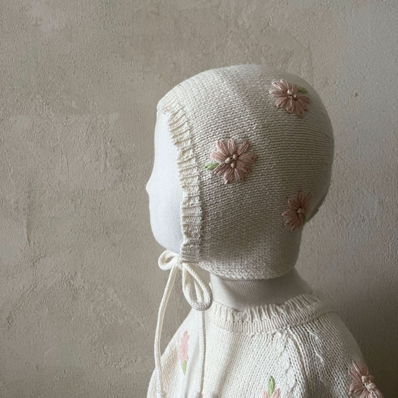 Baby Lala S25 Floral Embroidery Long Sleeve Knit Bonnet (One Size) - Ivory - AT NOON STORE