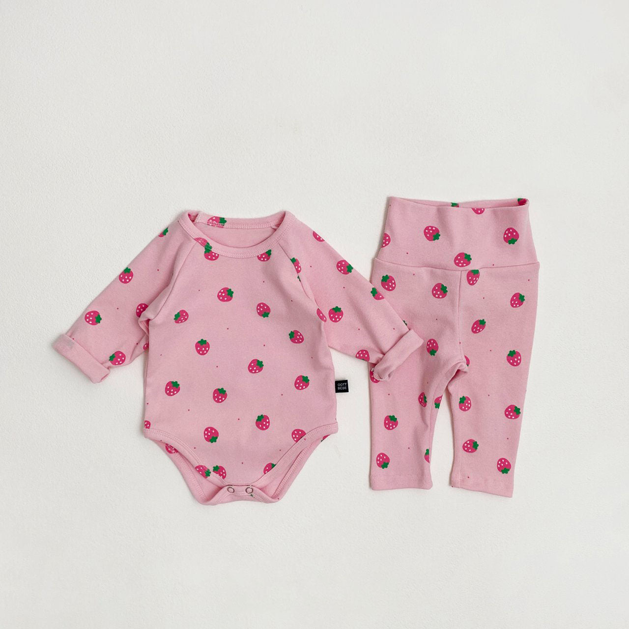 Baby S25  Bear / Strawberry Printed Bodysuit and Pants Set (0-12m) - 2 Colors