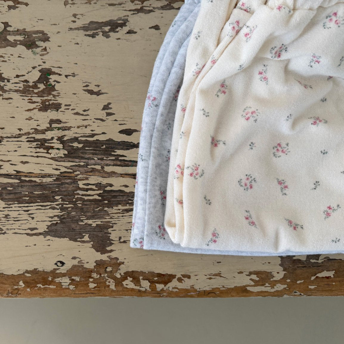 Kids SP26 Floral Terry Cloth Jogger Pants (1-7y) - Ivory - AT NOON STORE