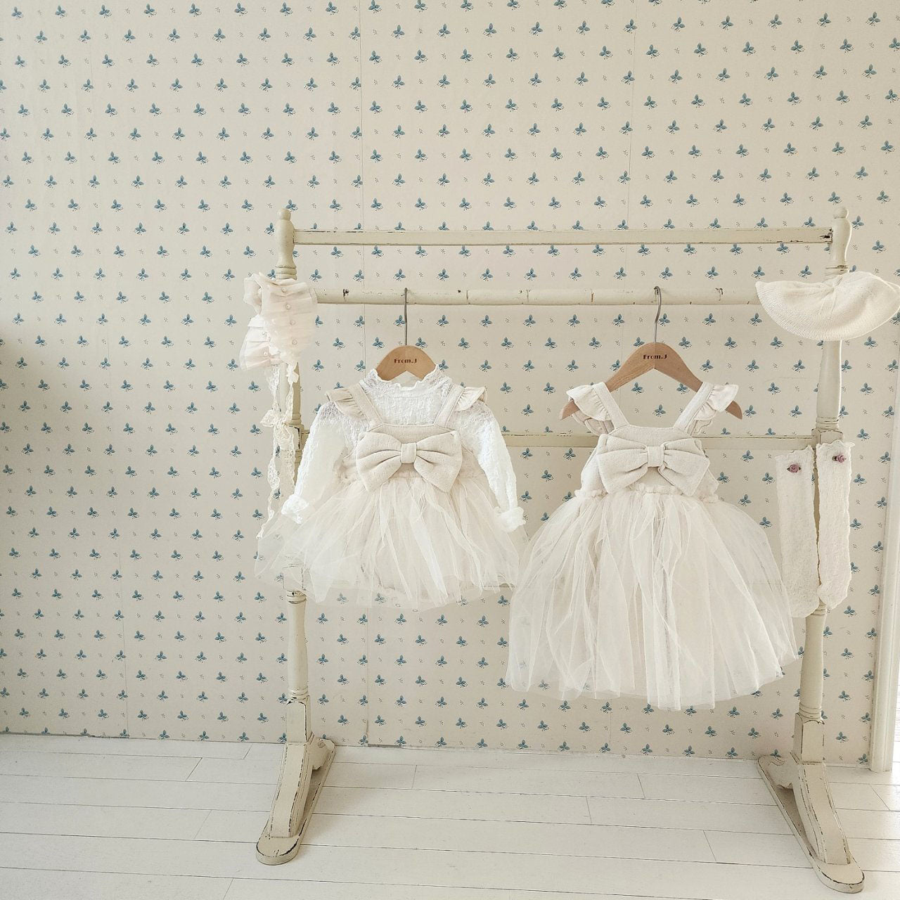 Girls Ruffle Shoulder Sleeveless Front Bow Tutu Dress (2-6y) - Ivory