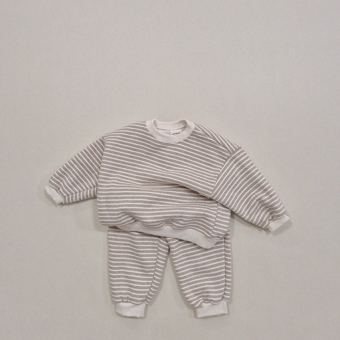 Kids Soy W24 Warm Fleece Stripe Sweatshirt and Jogger Pants Set (1-6y) - Beige