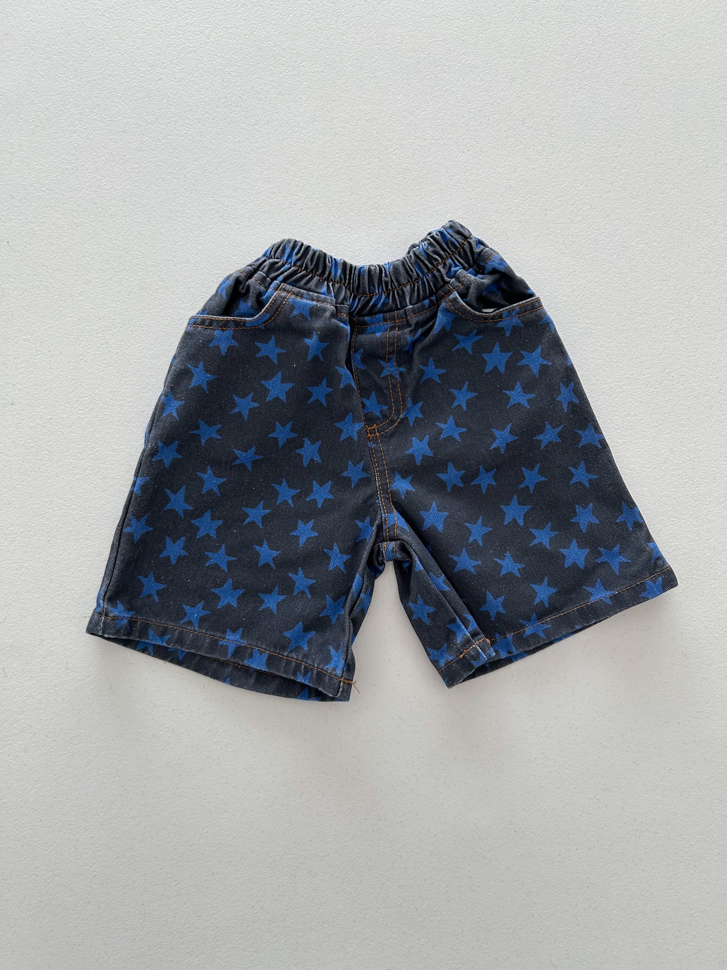 Kids Soy F26 Star All-Over Print Bermuda Pants (1-7y) - 2 Colors