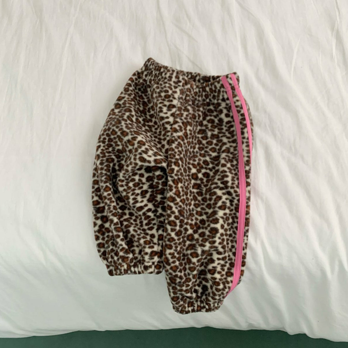 Kids W25 Side Line Fleece Leopard Jogger Pants (1-6y) - Leopard