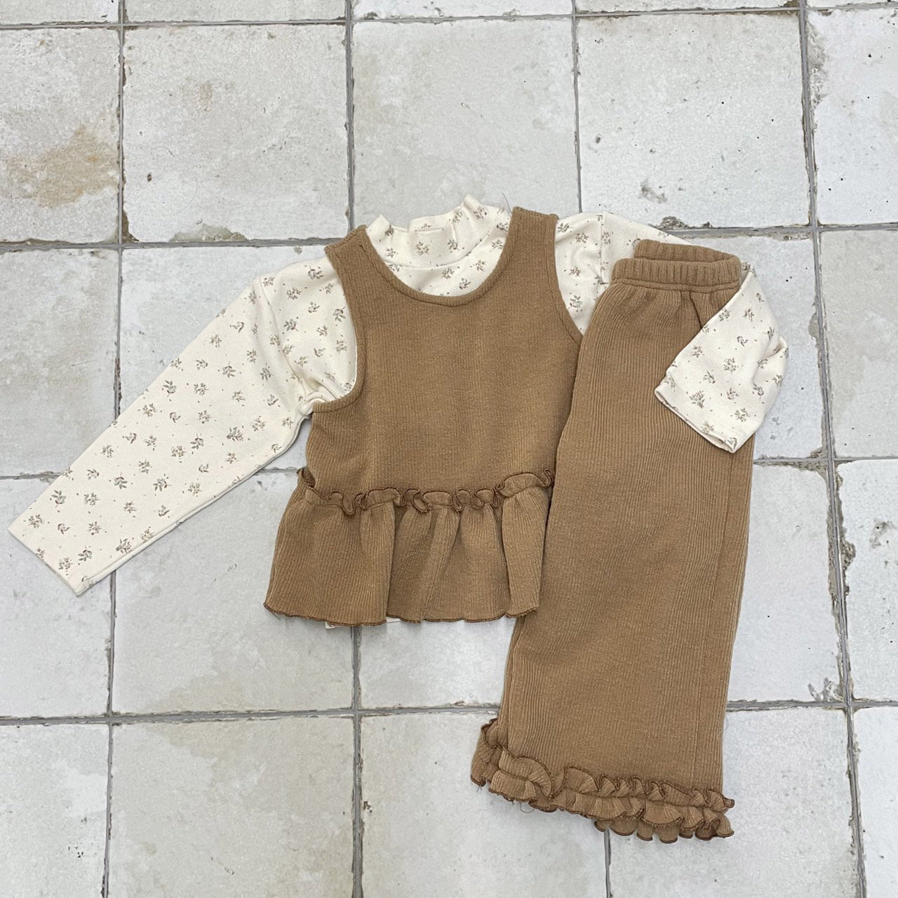 Toddler W25 Ruffle Sleeveless Peplum Top and Wide Pants Set (1-7y) - 2 Colors