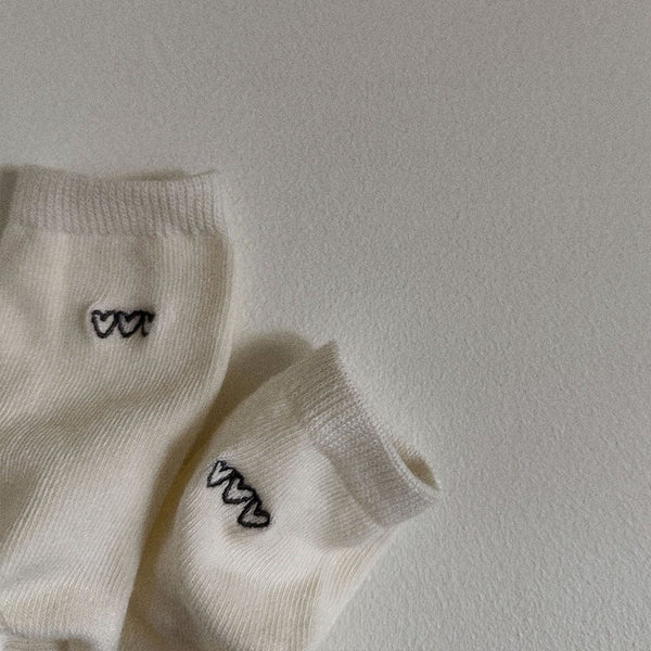 Kids 4pk Heart Embroidery Socks (10-36m)