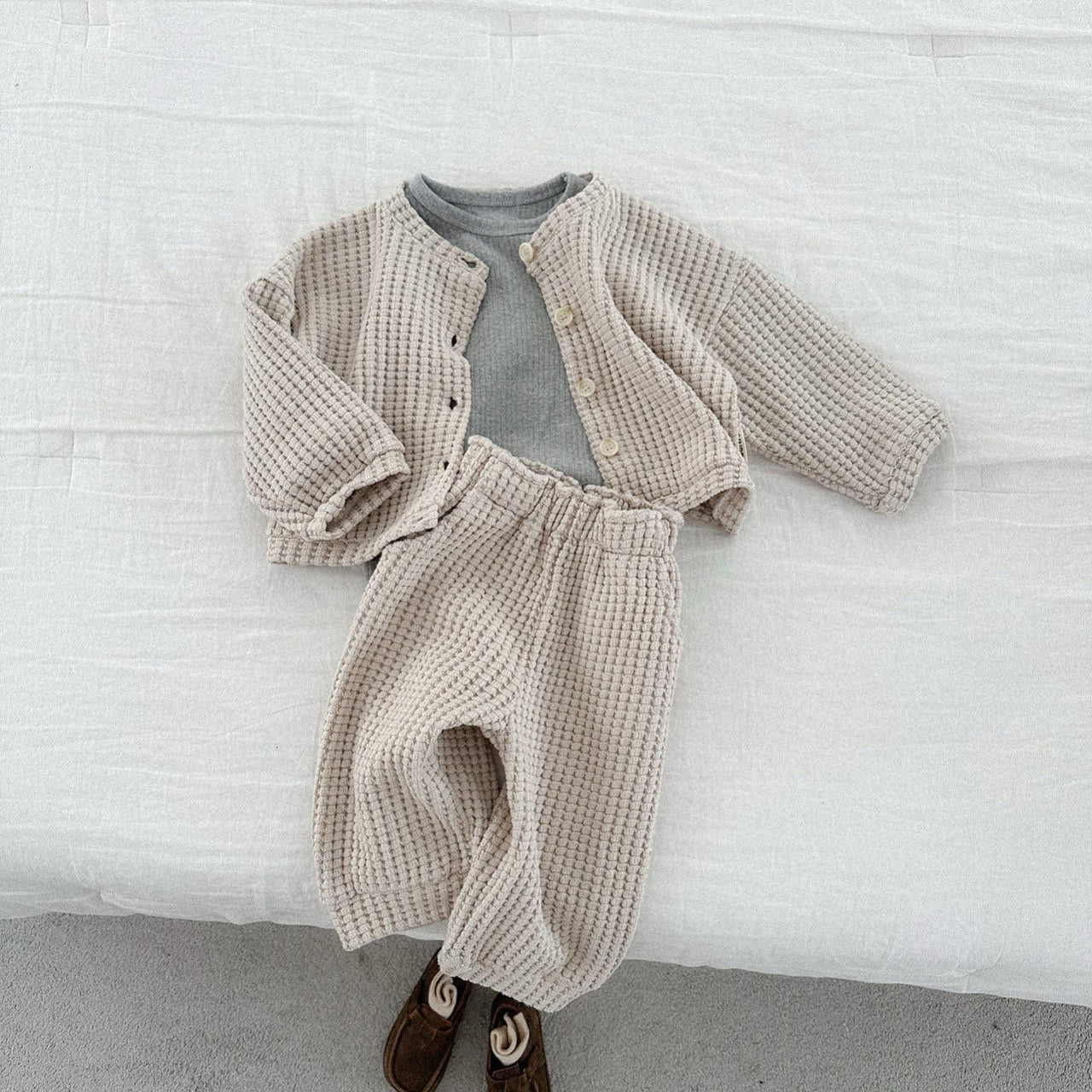 Toddler SP26 Chunky Waffle Jogger Pants (10m-4y) - Beige - AT NOON STORE