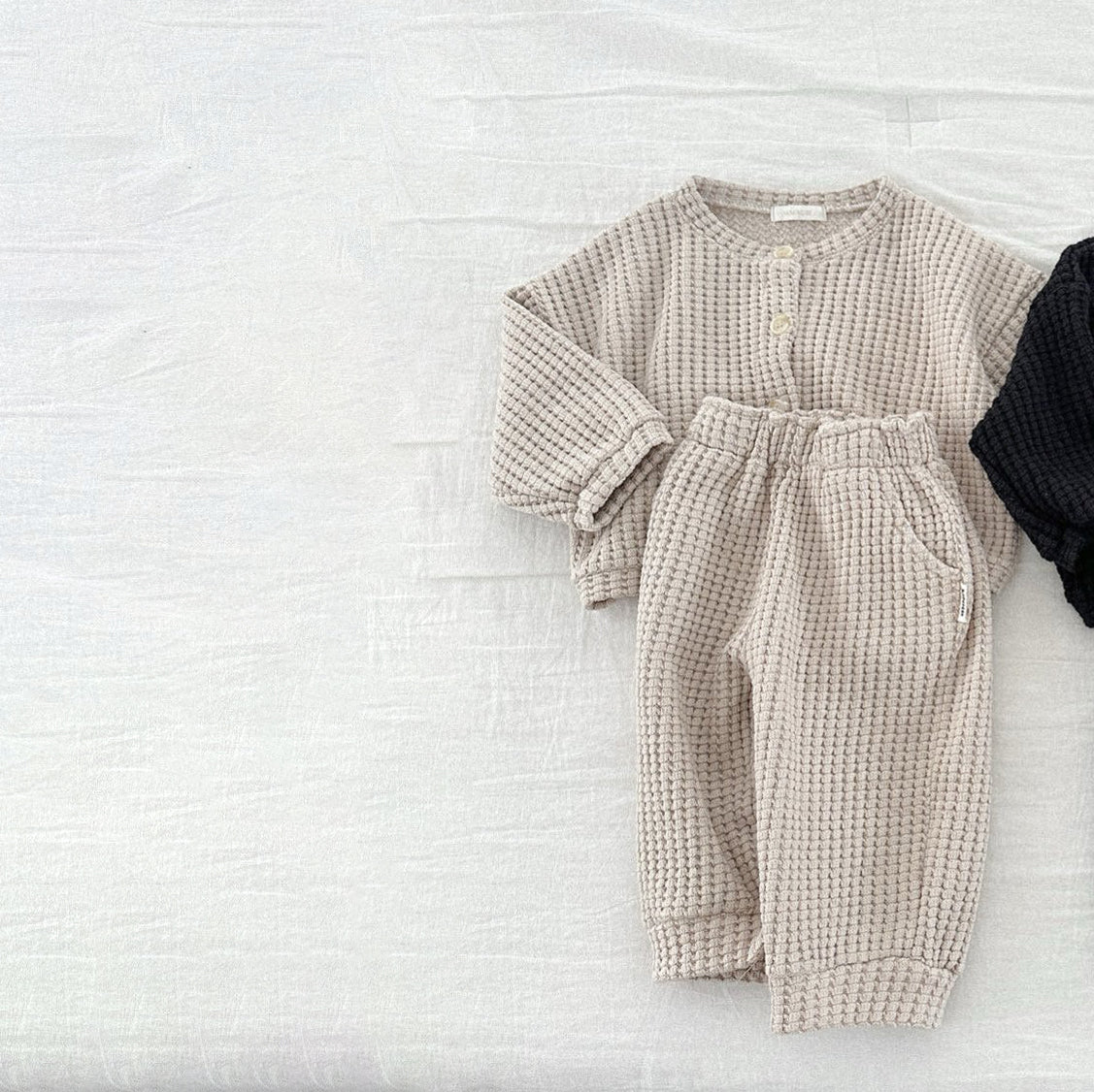 Toddler SP26 Chunky Waffle Jogger Pants (10m-4y) - Beige - AT NOON STORE