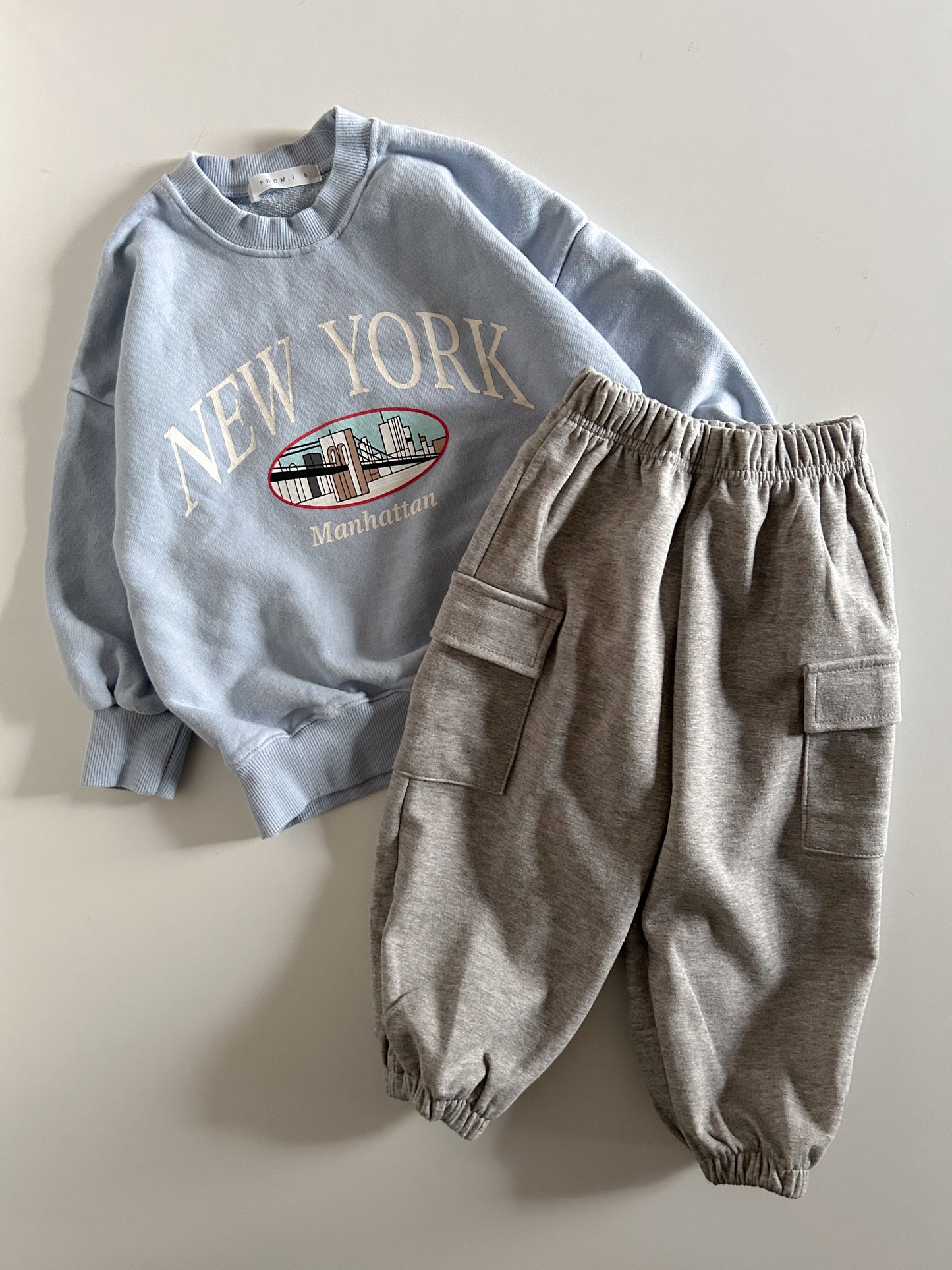 Toddler 'New York Manhattan' Long Sleeve Sweatshirt (2-7y) - 2 Colors