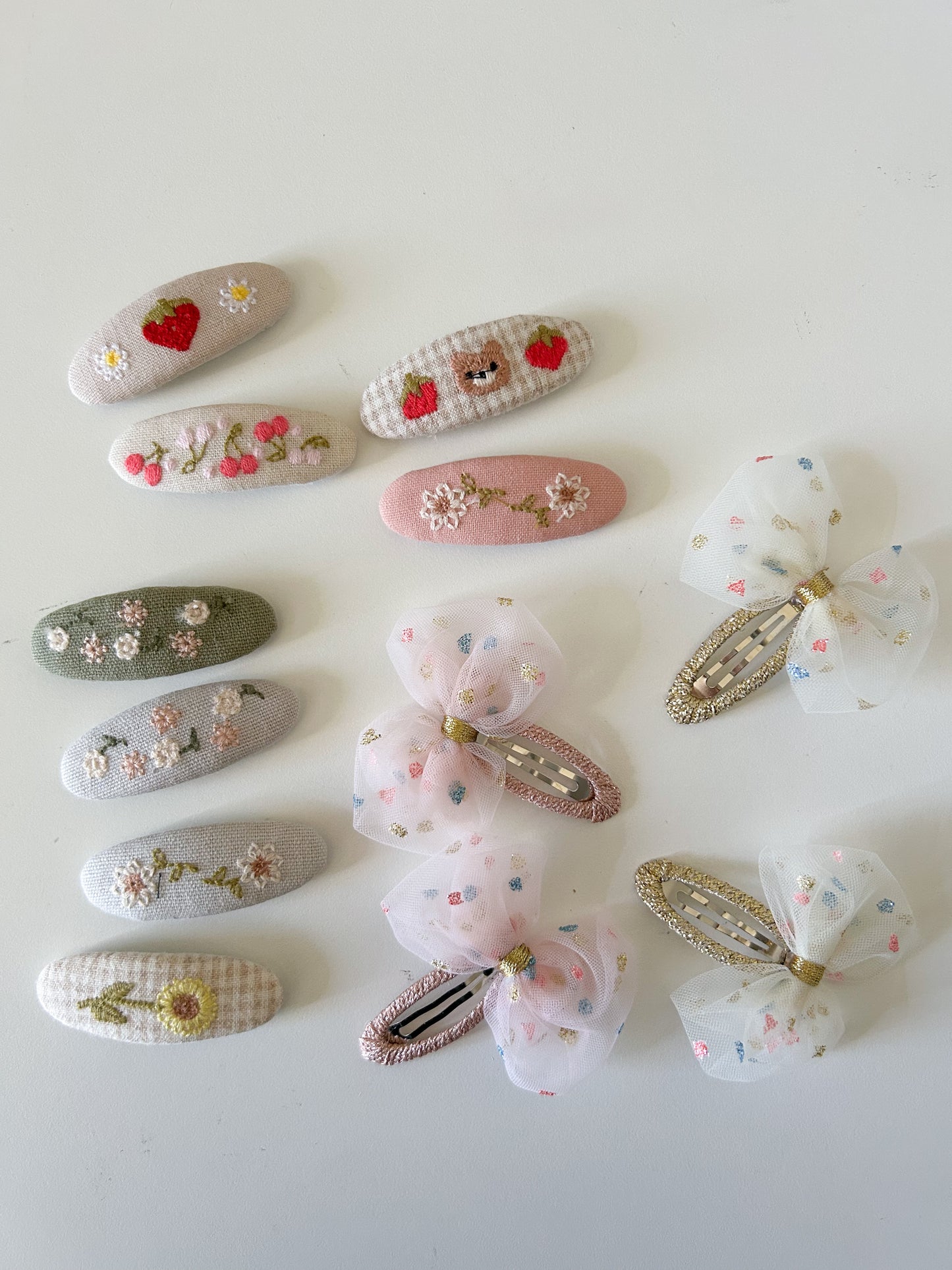 Girls Polka Dot Lace Bow Hair Clips (2pk) - 2 Colors - AT NOON STORE