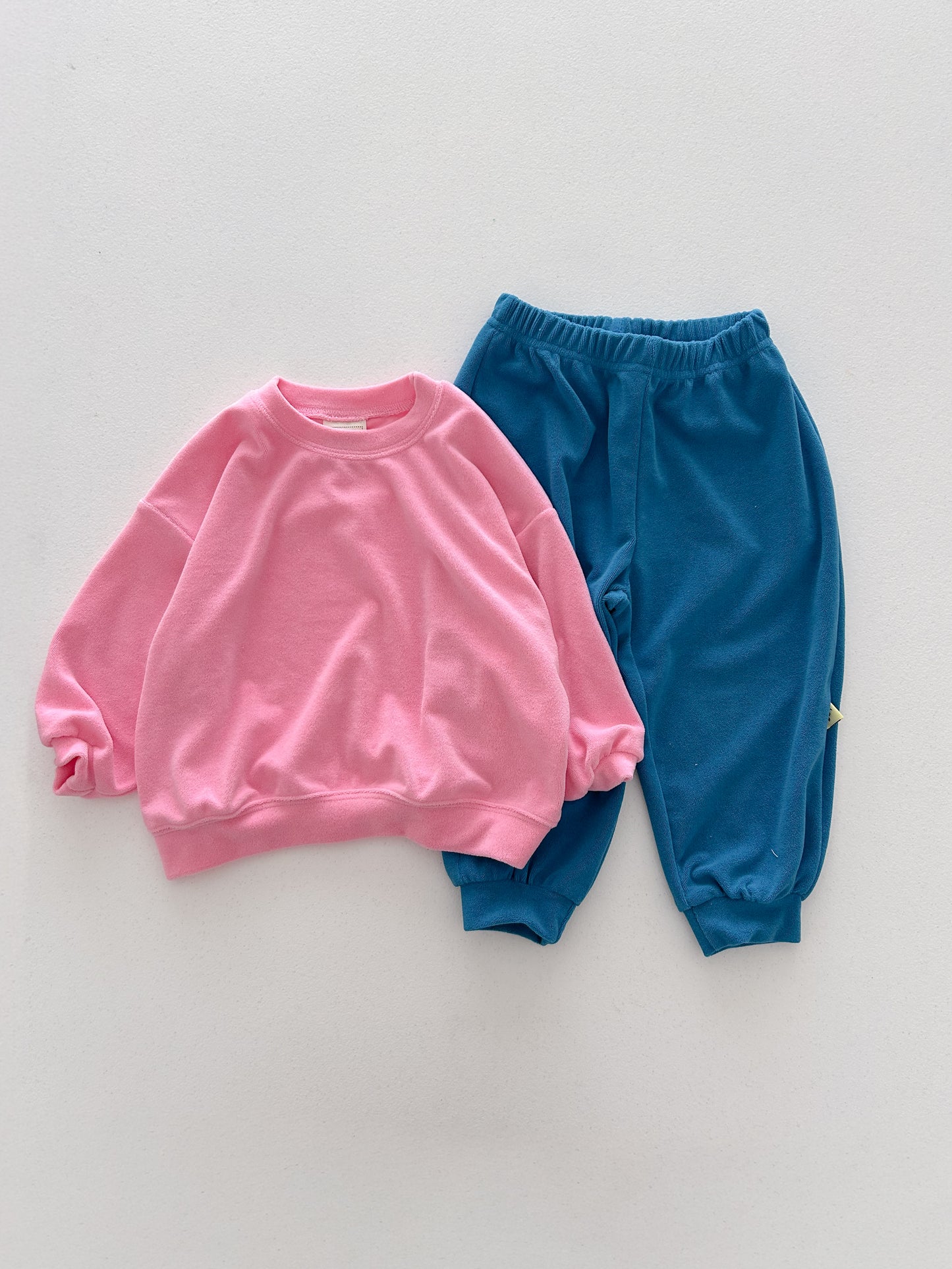 Kids Soy F26 Terry Cloth Long Sleeve Sweatshirt and Jogger Pants Set (1-7y) - Pink/Blue