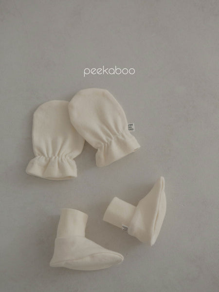 Newborn Mitts and Boots Set (0-3m) - 4 Colors