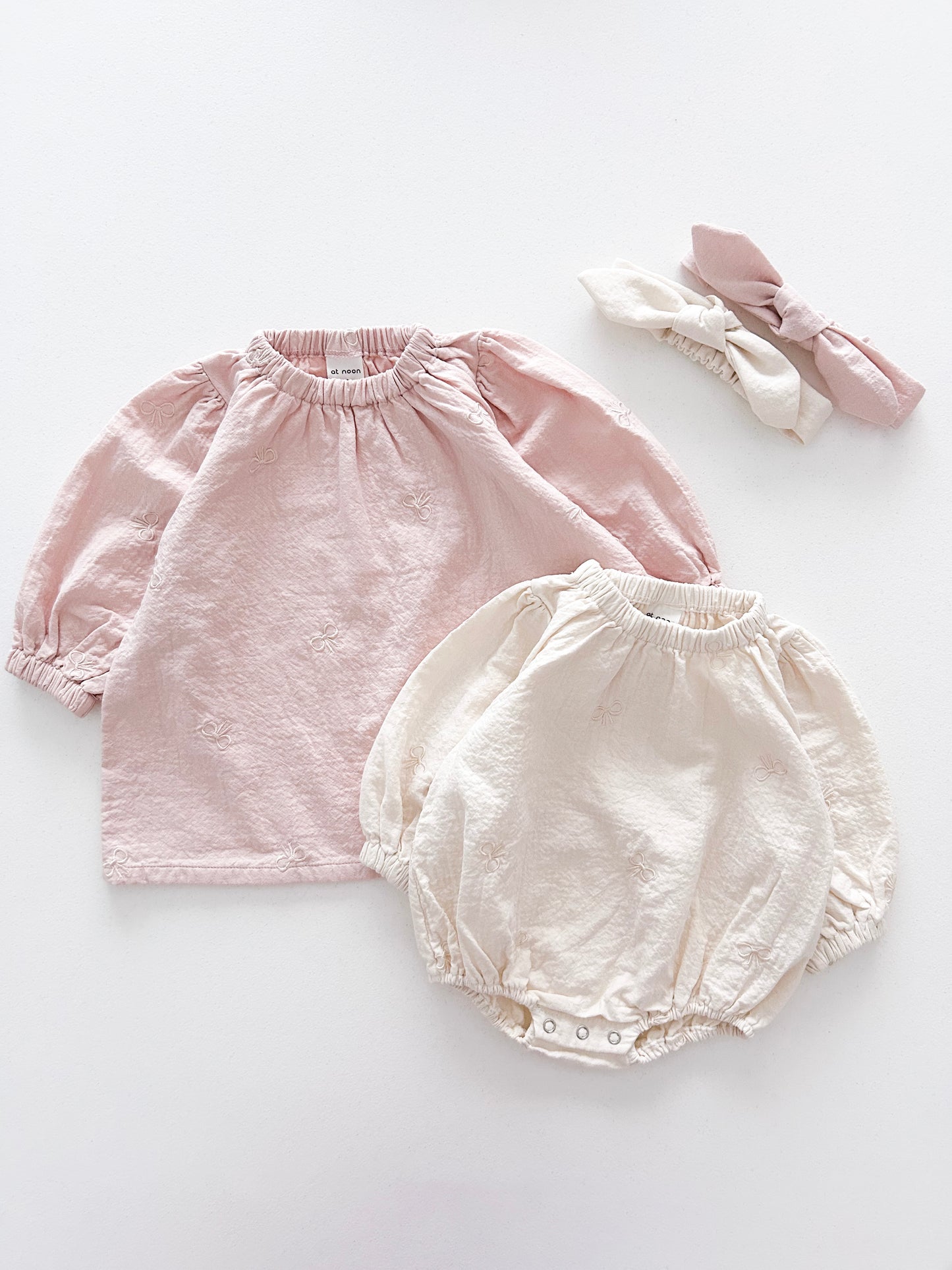 [At Noon Original Design] Baby Bow Embroidery Gauze Cotton Romper (3-18m) - 2 Colors