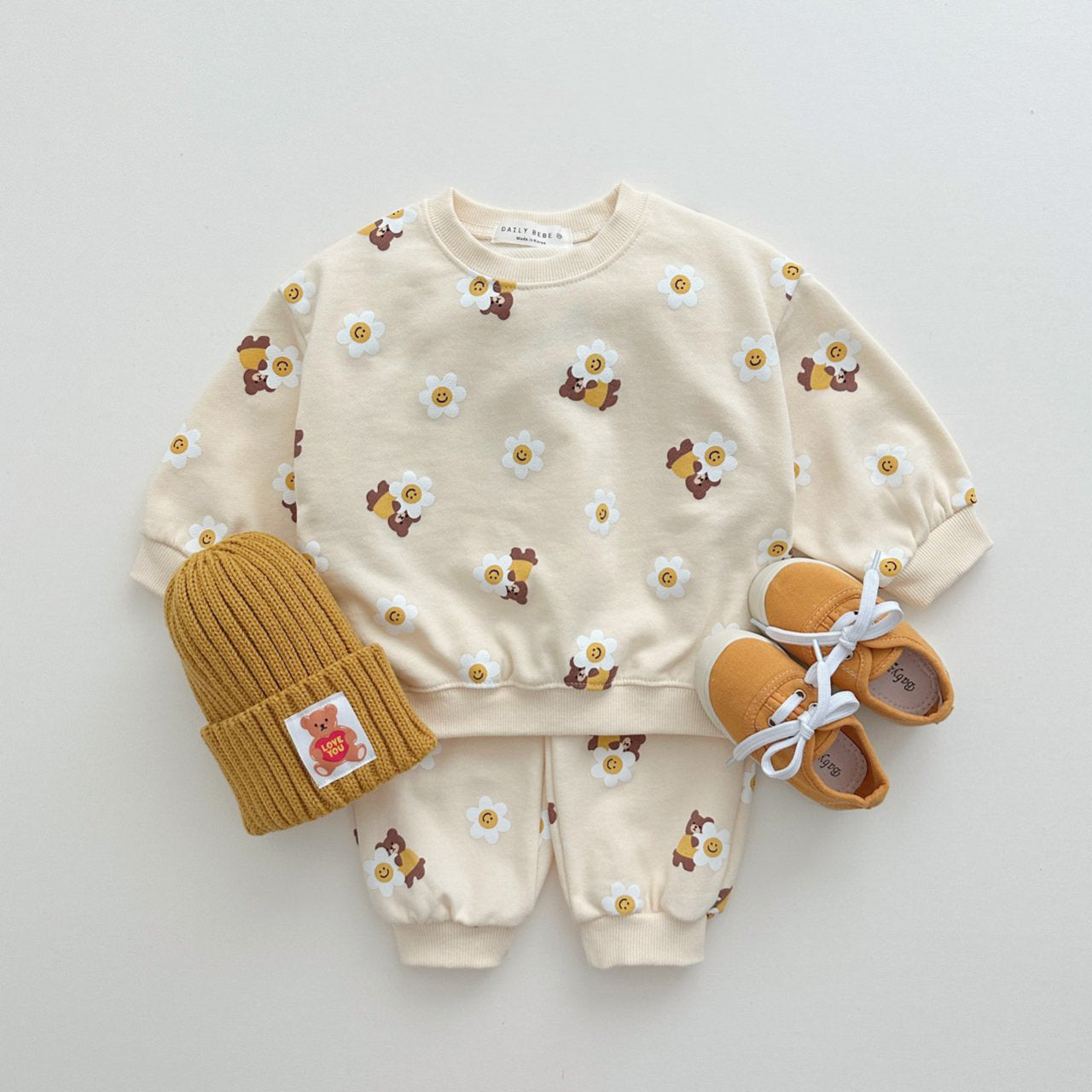 Kids Daisy Bear Print Sweatshirt & Jogger Pants Set (1-6y) - Cream - AT NOON STORE