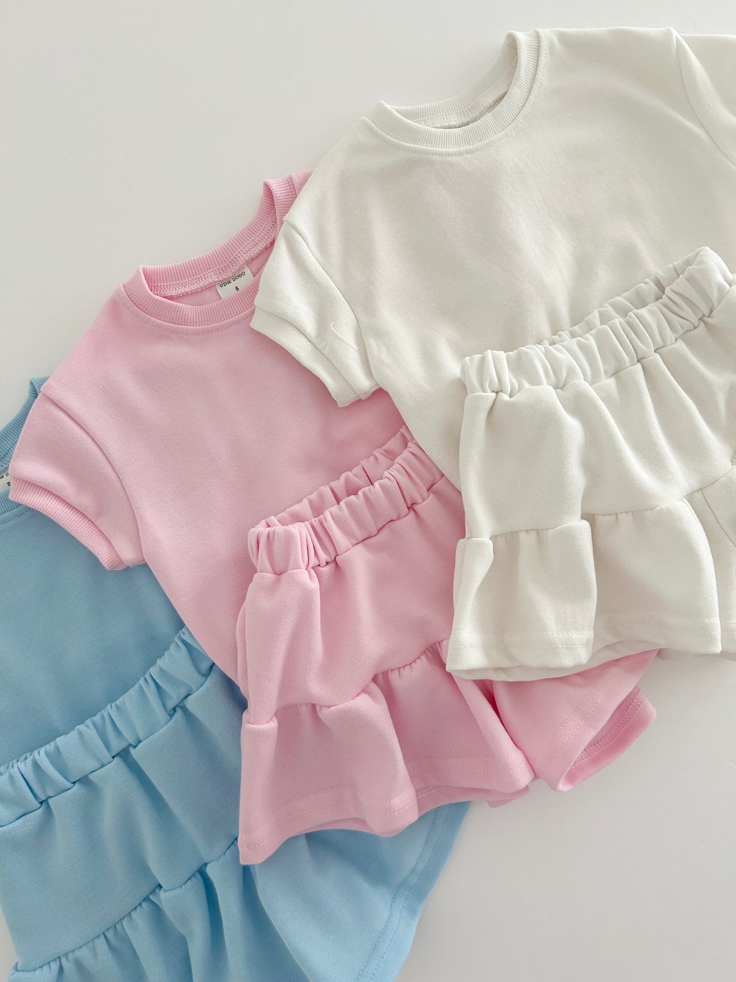 Kids Short Sleeve Sweatshirt and Skirted Shorts Set (2-7y) - 3 Colors
