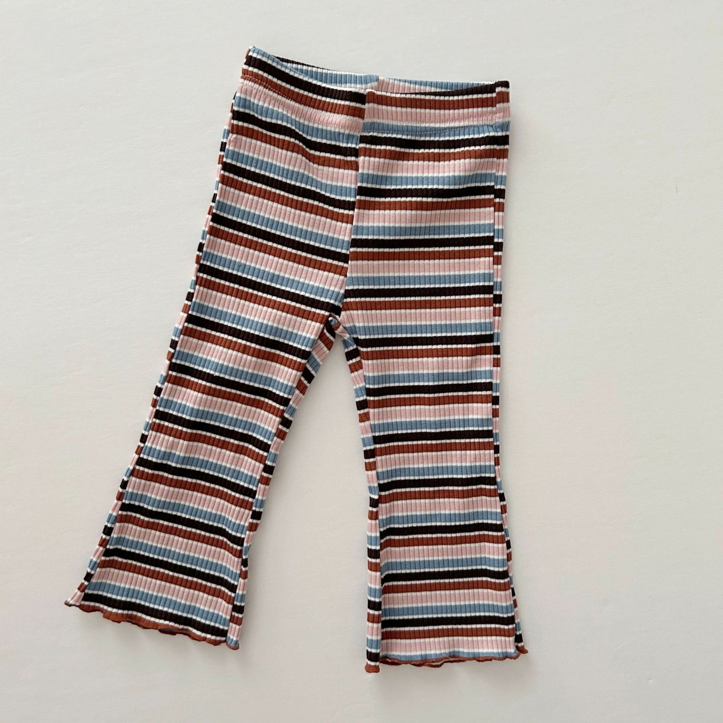 [At Noon Exclusive] Kids Cozy Ribbed Muti Stripe Lettuce - edge Flare Pants (6m - 6y) - Stripe kids outfit