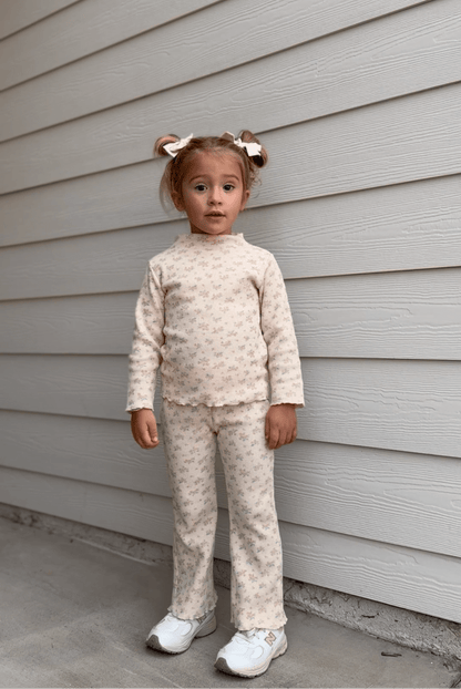 [At Noon Exclusive] Kids Cozy Waffle Lettuce - edge Top (6m - 6y) - Pink Floral kids outfit