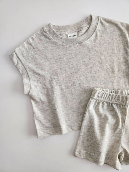 [At Noon Exclusive] Kids Muscle T-Shirt and Shorts Set(3m - 5y) - Oat kids outfit
