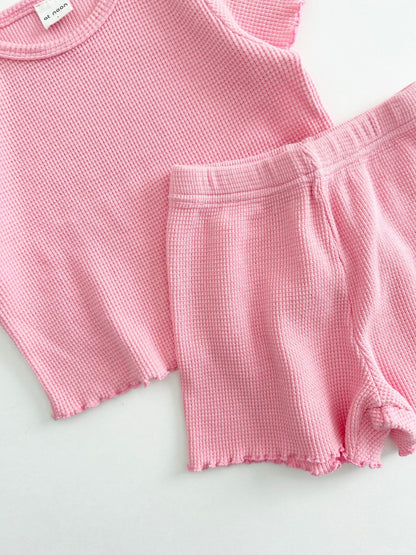 [At Noon Exclusive] Kids Waffle Lettuce - edge T-Shirt and Shorts Set (1 - 7y) - Pink kids outfit