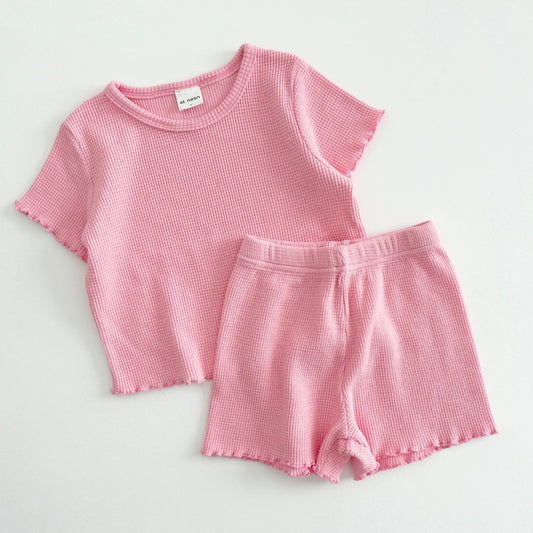 [At Noon Exclusive] Kids Waffle Lettuce - edge T-Shirt and Shorts Set (1 - 7y) - Pink kids outfit