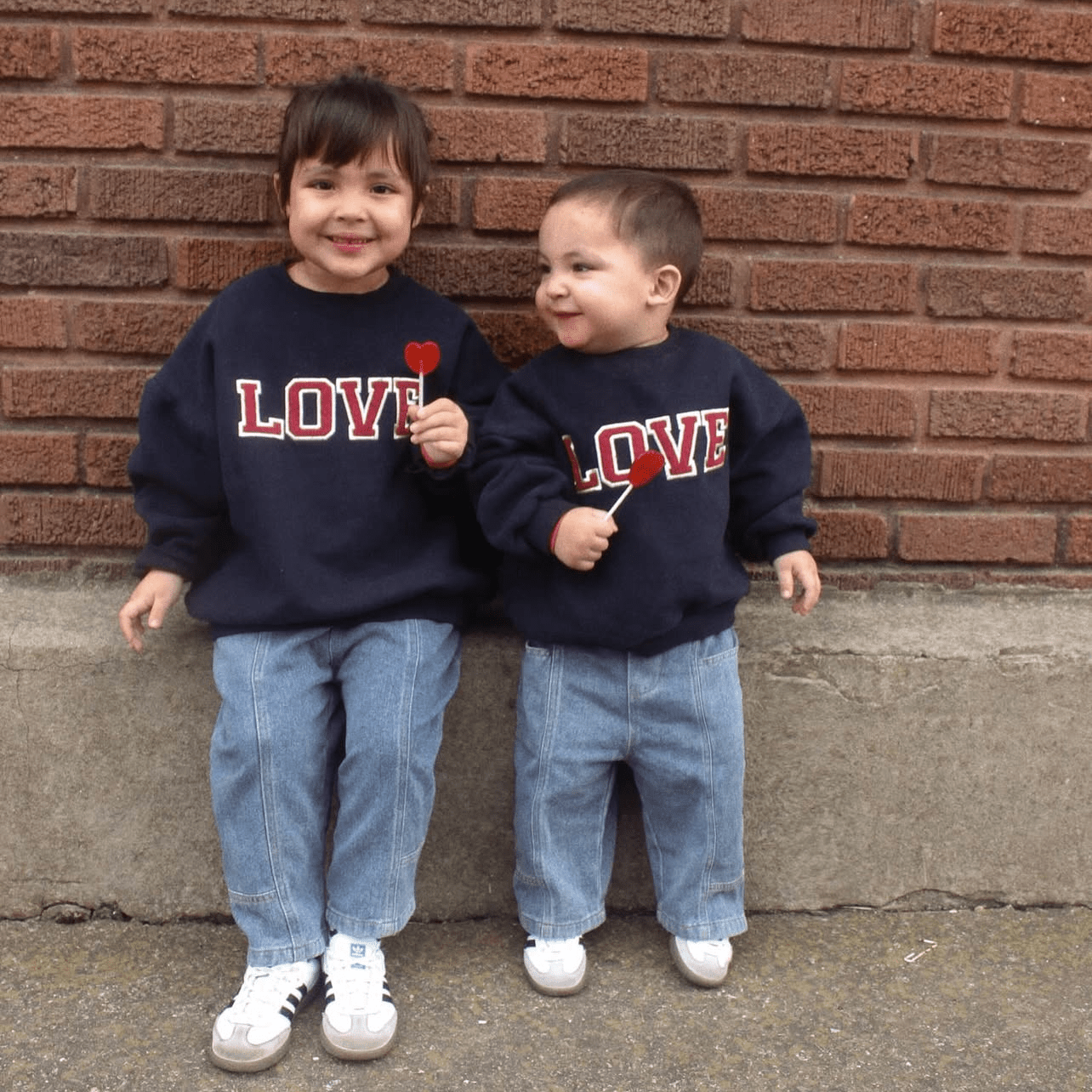 [At Noon Exclusive] Toddler Corduroy Embroidery LOVE Sweatshirt (1 - 7y) - 2 Colors kids outfit