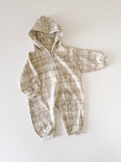 [At Noon Original] Baby Oversized Zip - Up Hoodie Jumpsuit (3m - 4y) - Tie Dyed Beige Gray kids outfit