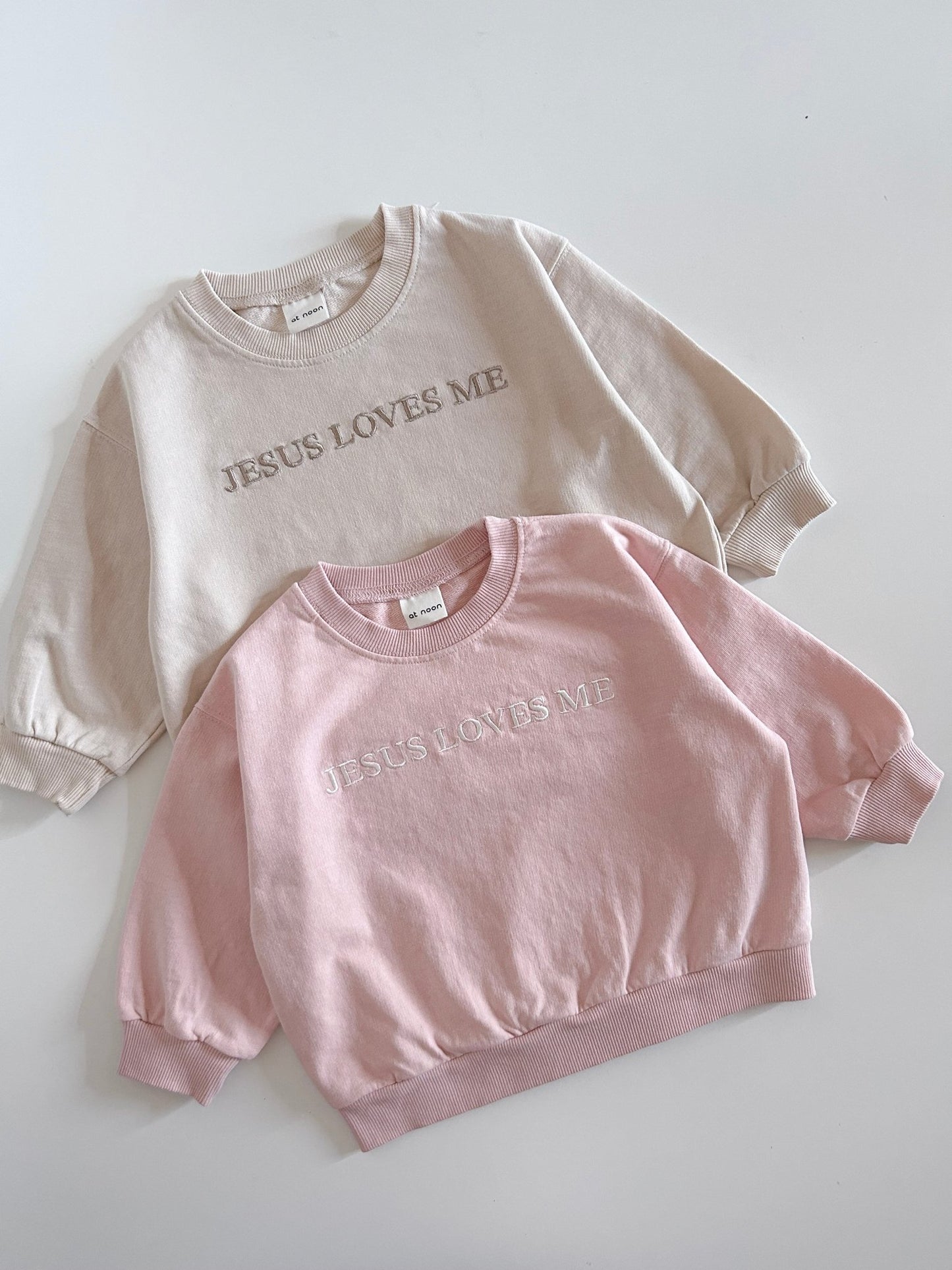 [At Noon Original Design] Kids JESUS LOVES ME Sweatshirt (6m - 9y) - Beige kids outfit