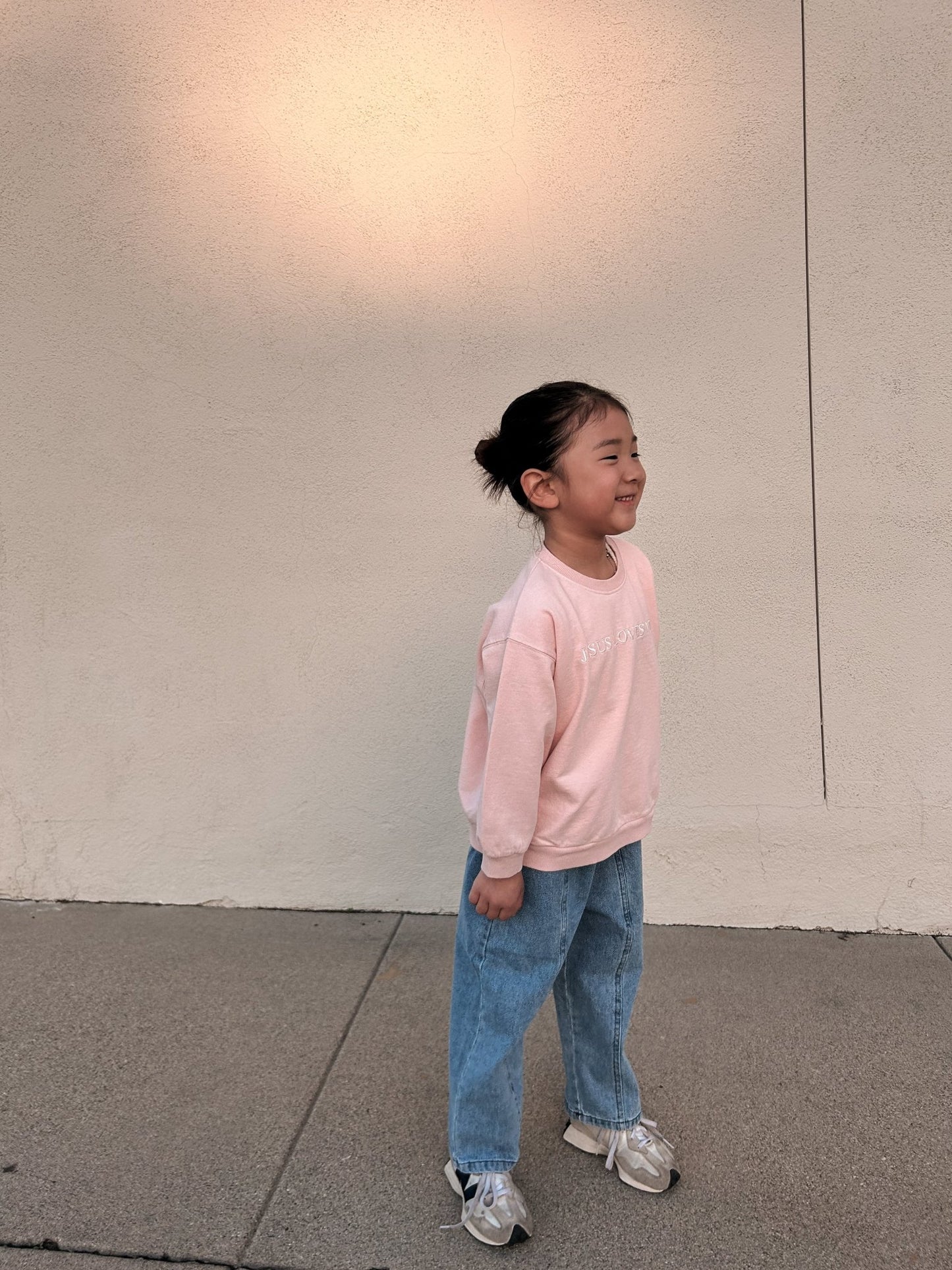 [At Noon Original Design] Kids JESUS LOVES ME Sweatshirt (6m - 9y) - Beige kids outfit