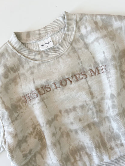 [At Noon Original Design] Kids JESUS LOVES ME Tie - Dye Sweatshirt (6m - 7y) - Beige Gray kids outfit