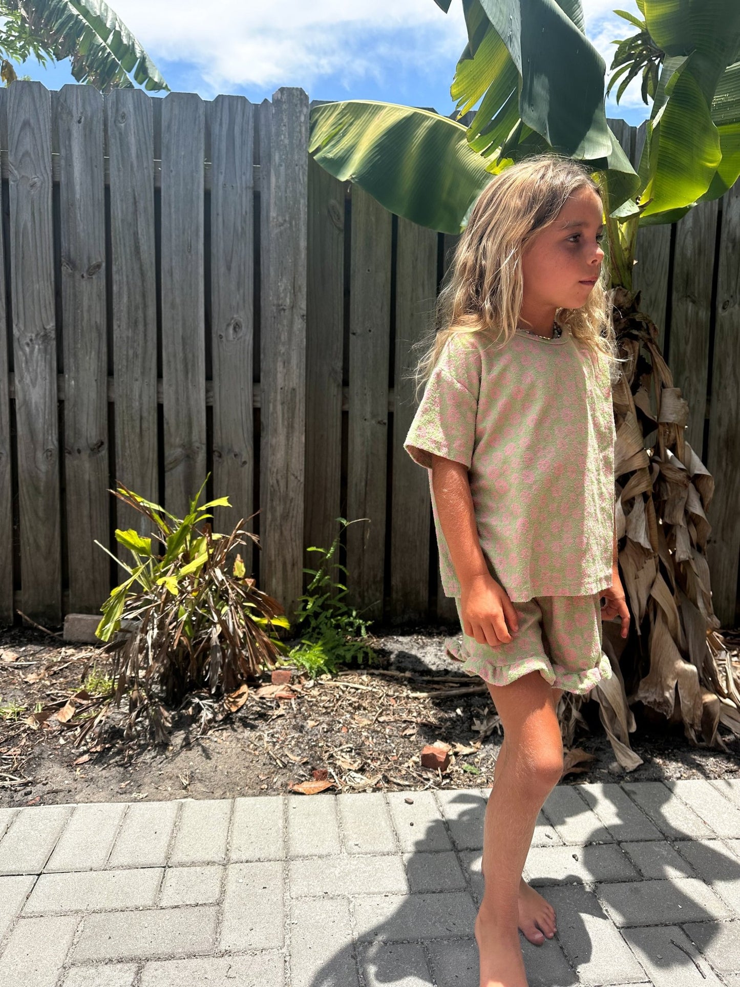 [At Noon Original Design] Kids Terry Cloth Floral Short Sleeve Top and Ruffle Shorts Set (1 - 8y) - Olive kids outfit