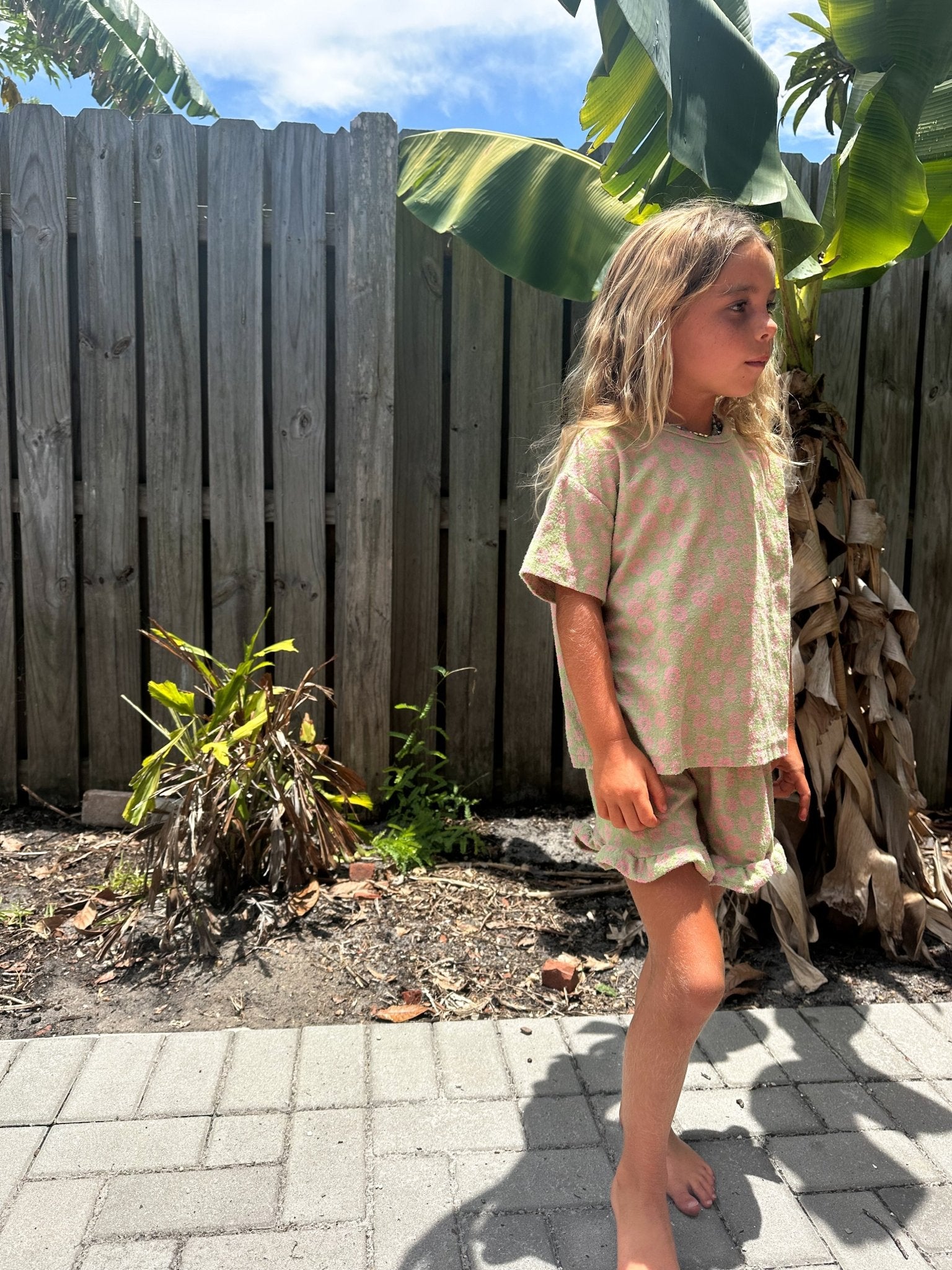 [At Noon Original Design] Kids Terry Cloth Floral Short Sleeve Top and Ruffle Shorts Set (1 - 8y) - Olive kids outfit